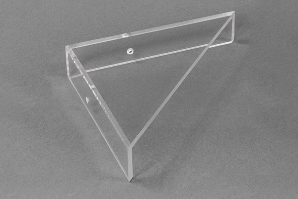 SmallCorp acrylic box frame corner sample